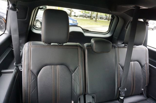 Certified 2022 Ford Expedition Max Platinum RWD image 26