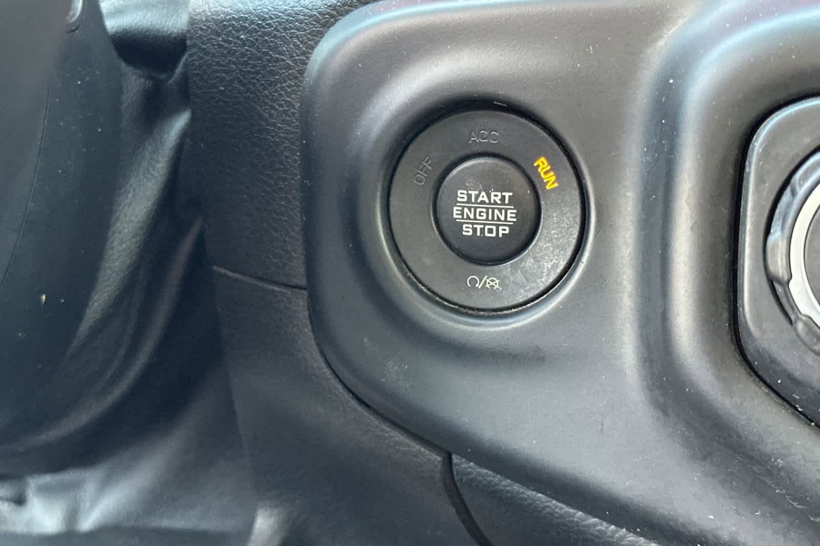 Used 2018 Jeep Wrangler Unlimited Rubicon AWD/4WD image 23