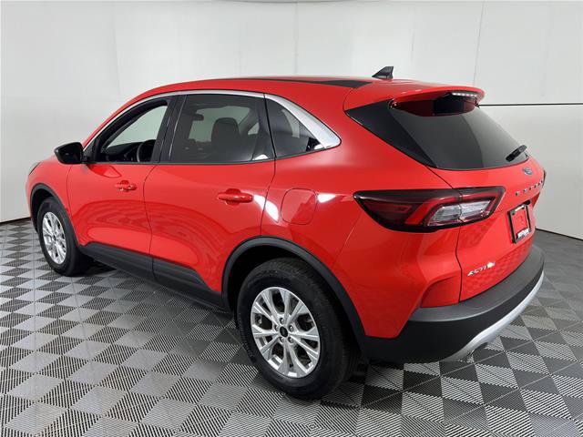 Certified 2024 Ford Escape Active AWD/4WD image 8