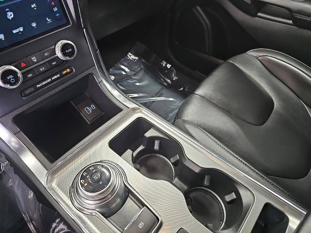 Certified 2022 Ford Edge Titanium AWD/4WD image 23