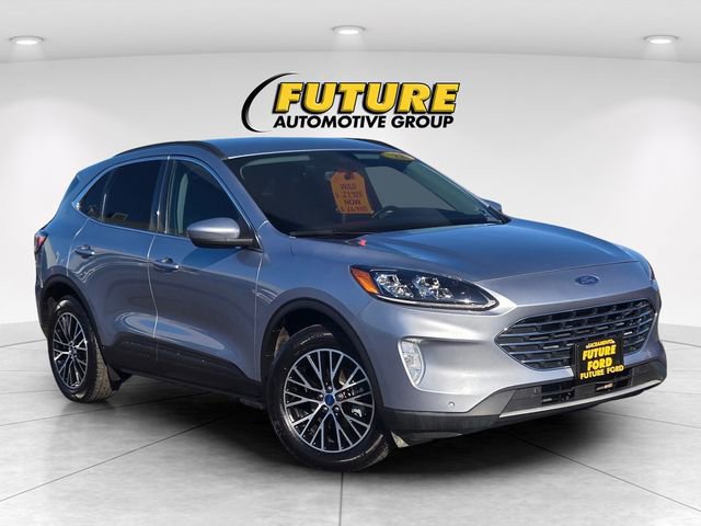 Certified 2022 Ford Escape Titanium image 6