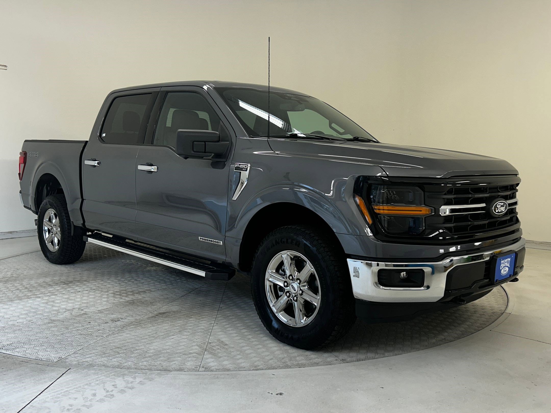 Certified 2024 Ford F150 XLT w/ Mobile Office Package image 6