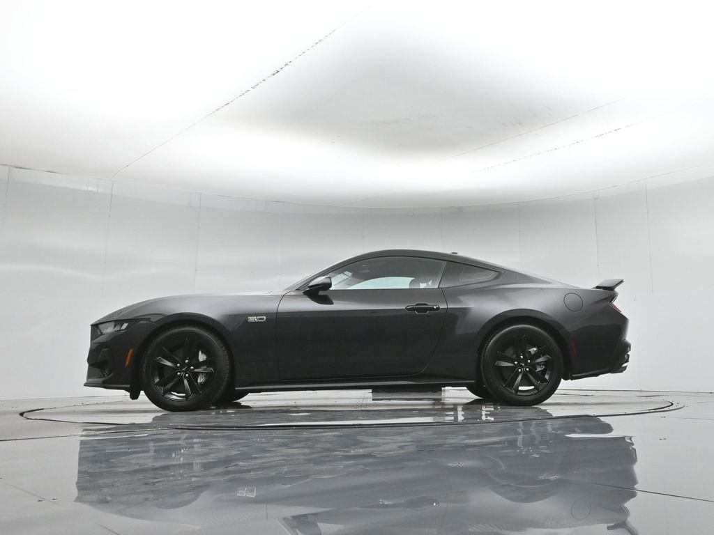 Certified 2024 Ford Mustang GT RWD image 22