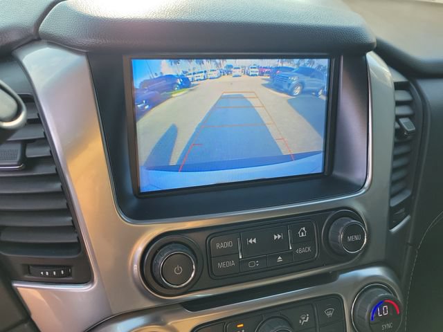 Used 2019 Chevrolet Tahoe LT w/ Luxury Package RWD image 32