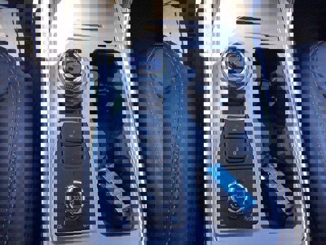 Certified 2022 Ford Explorer XLT w/ Equipment Group 202A image 17