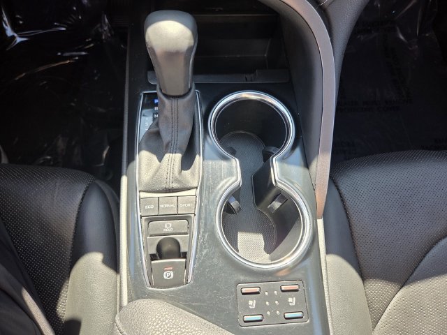 Used 2020 Toyota Camry XSE w/ Driver Assist Package FWD image 26