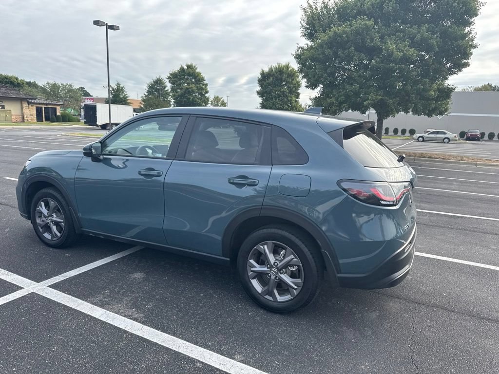 Used 2026 Honda HR-V LX image 11