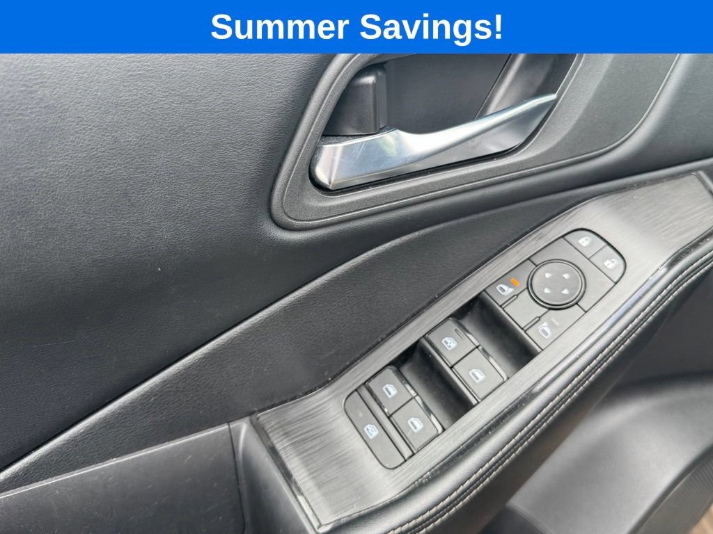 Used 2025 Nissan Rogue SV AWD/4WD image 15
