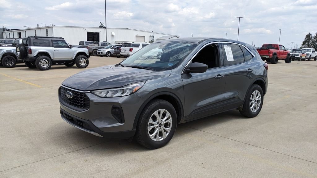 Certified 2024 Ford Escape Active AWD/4WD image 7