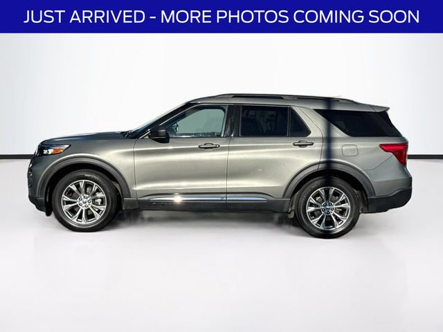 Certified 2020 Ford Explorer XLT w/ Equipment Group 202A AWD/4WD image 4