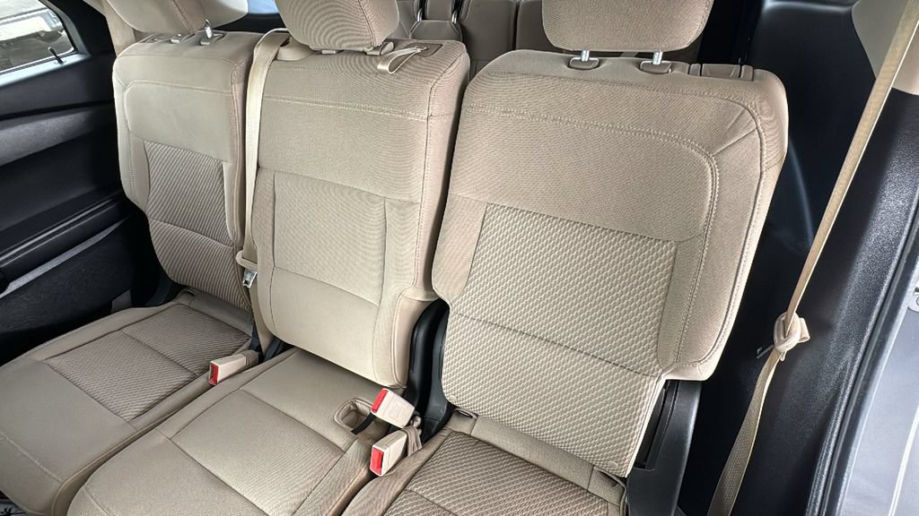 Certified 2021 Ford Explorer 2WD image 23