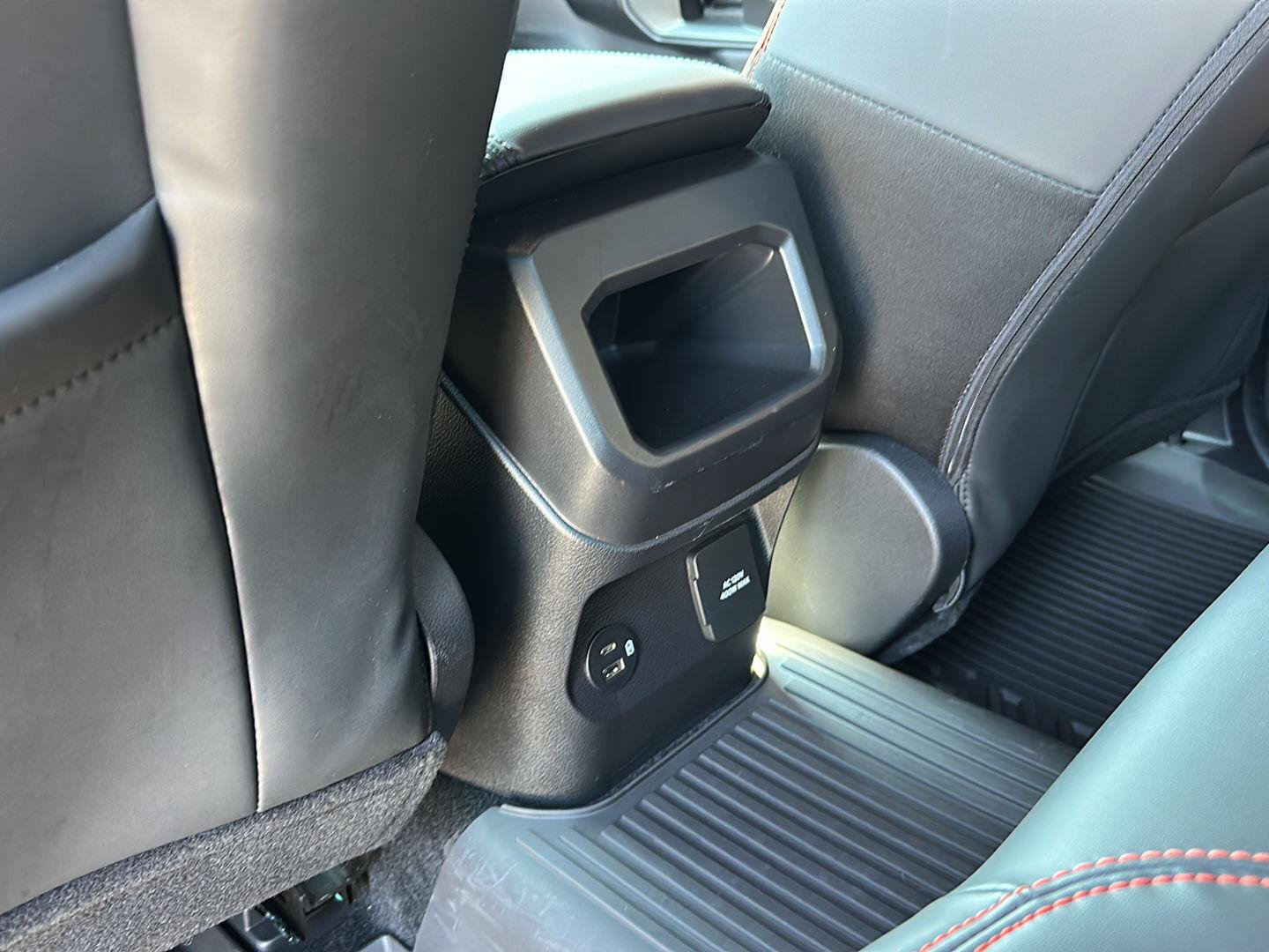 Certified 2025 Ford Ranger Raptor AWD/4WD image 24