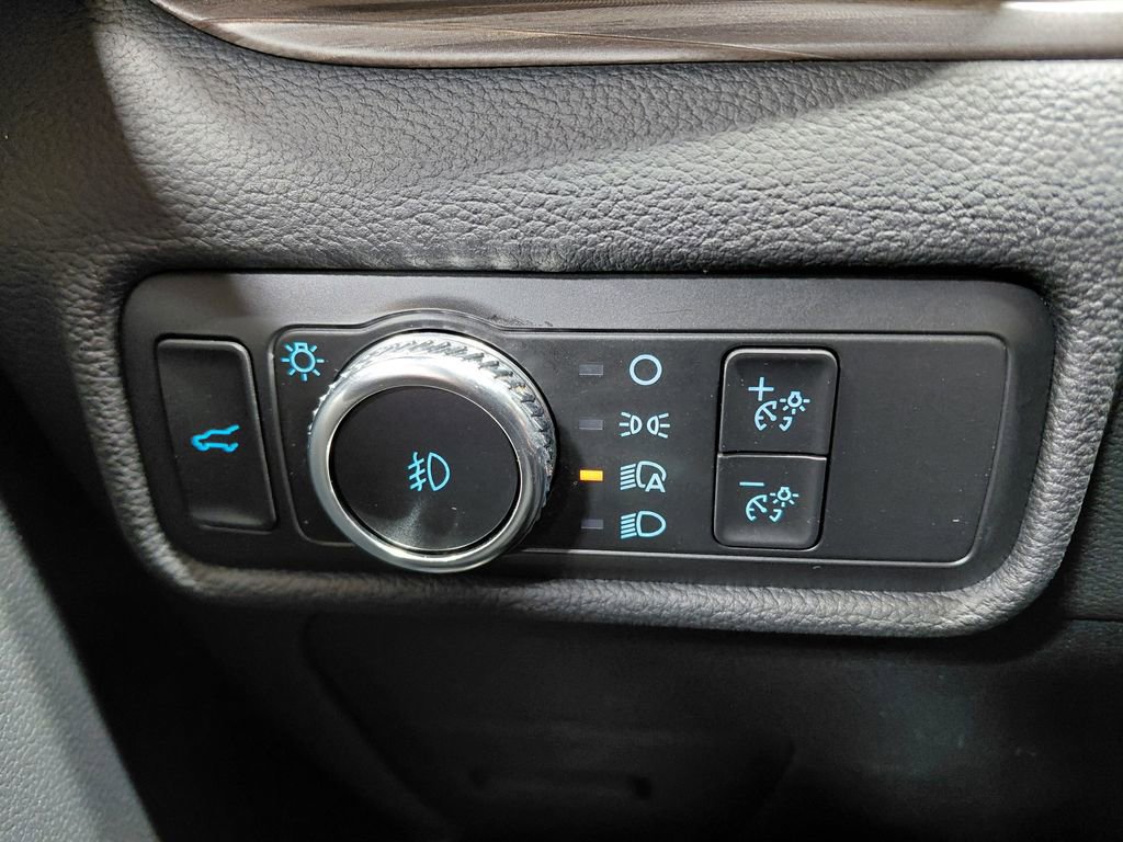 Certified 2022 Ford Explorer Limited AWD/4WD image 40