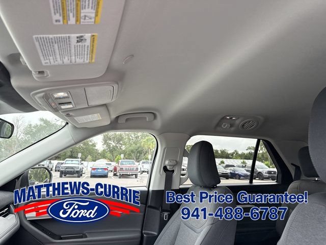 Certified 2025 Ford Explorer Active RWD image 11