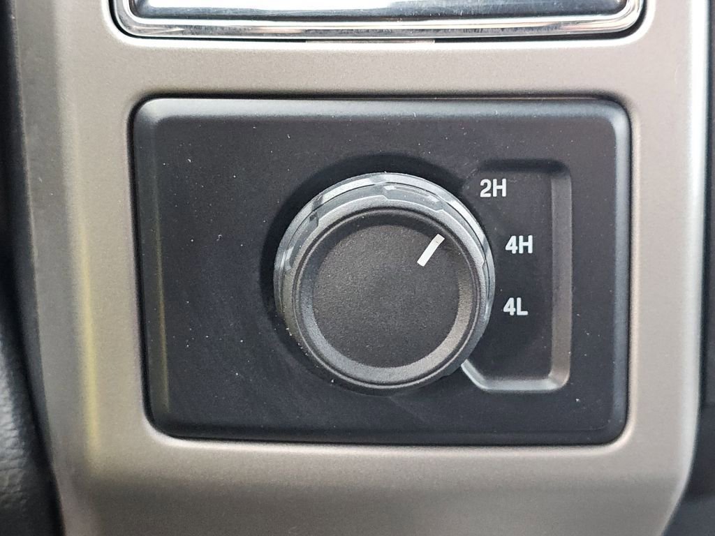 Certified 2019 Ford F250 Lariat w/ Lariat Value Package image 17