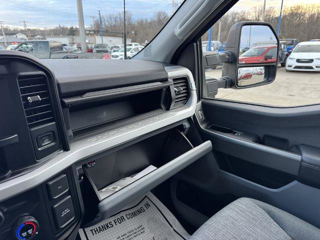 Certified 2025 Ford F350 XLT w/ Tremor Off-Road Package image 17