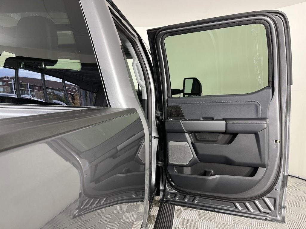 Certified 2025 Ford F350 Lariat image 29