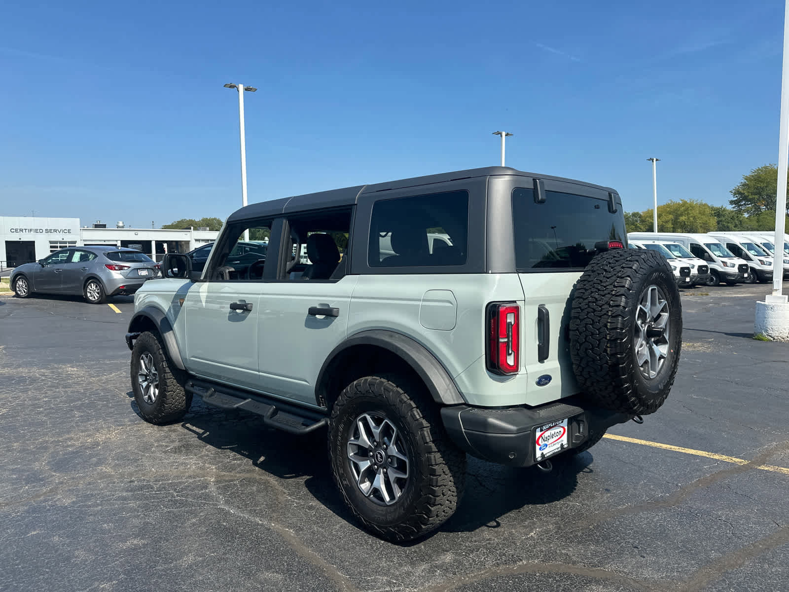 Certified 2024 Ford Bronco Badlands image 5