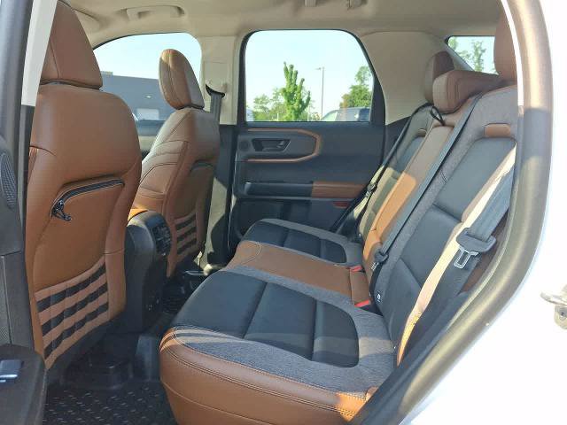 Certified 2023 Ford Bronco Sport Outer Banks w/ Tech Package AWD/4WD image 26