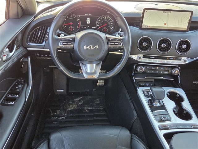 Used 2022 Kia Stinger GT2 image 11