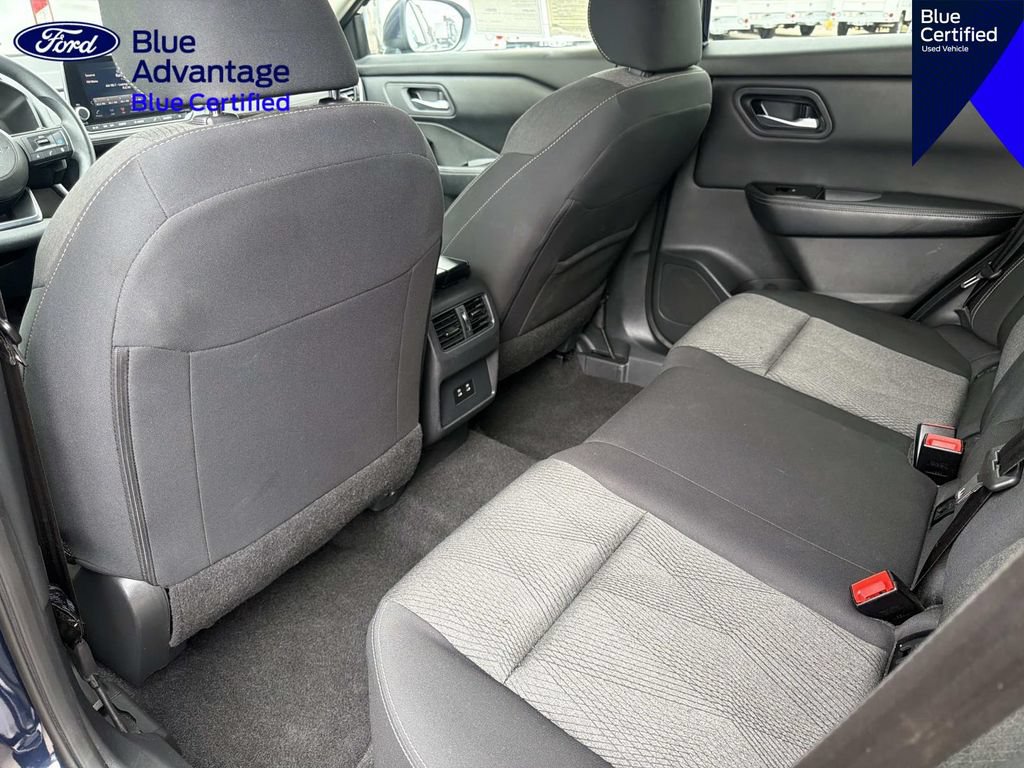 Used 2024 Nissan Rogue SV FWD image 12