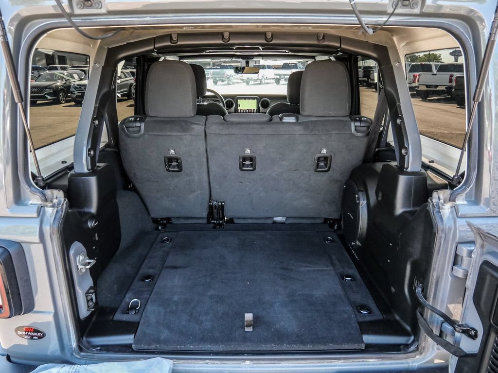 Used 2023 Jeep Wrangler Unlimited Sport AWD/4WD image 15