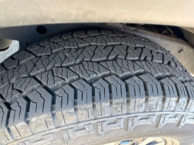 Used 2024 Nissan Frontier PRO-4X w/ Off-Road Protection Package AWD/4WD image 34