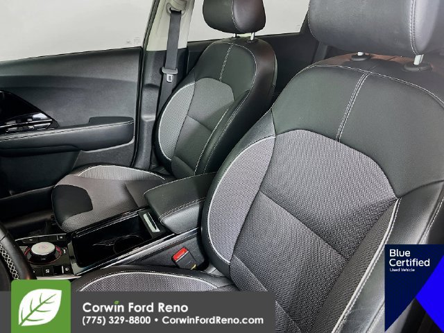 Used 2021 Kia Niro EX FWD image 22
