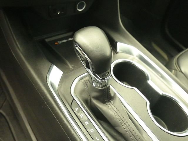 Used 2023 Chevrolet Traverse LT w/ LPO, Floor Liner Package image 19