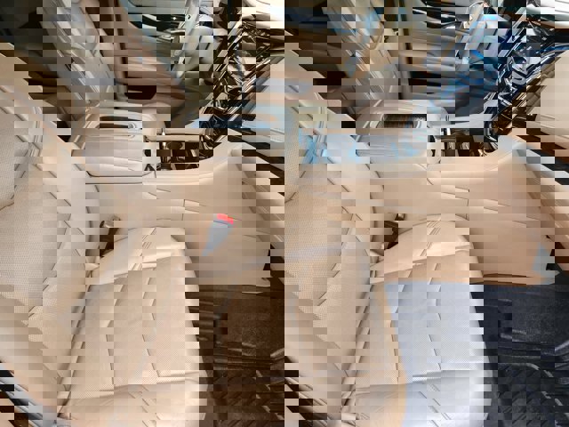 Used 2019 Cadillac Escalade Platinum image 13