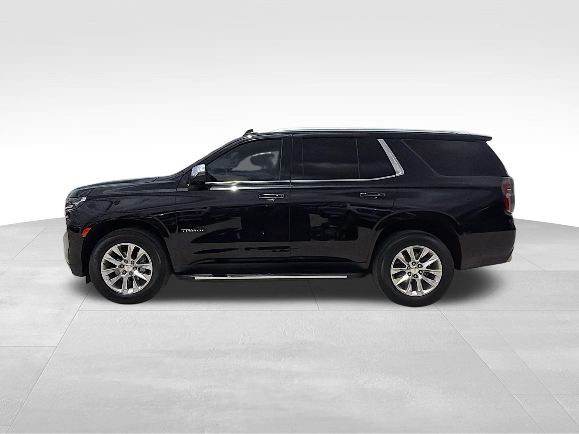 Used 2023 Chevrolet Tahoe Premier AWD/4WD image 11