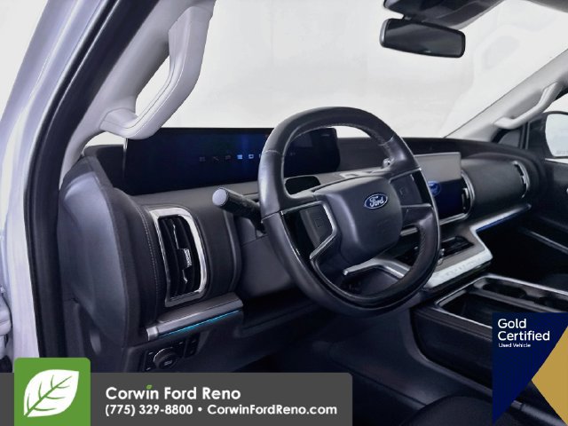 Certified 2025 Ford Expedition Platinum AWD/4WD image 11
