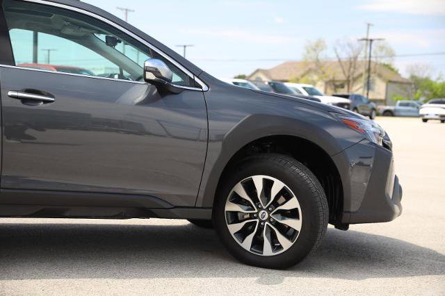 Used 2023 Subaru Outback Touring XT AWD/4WD image 5