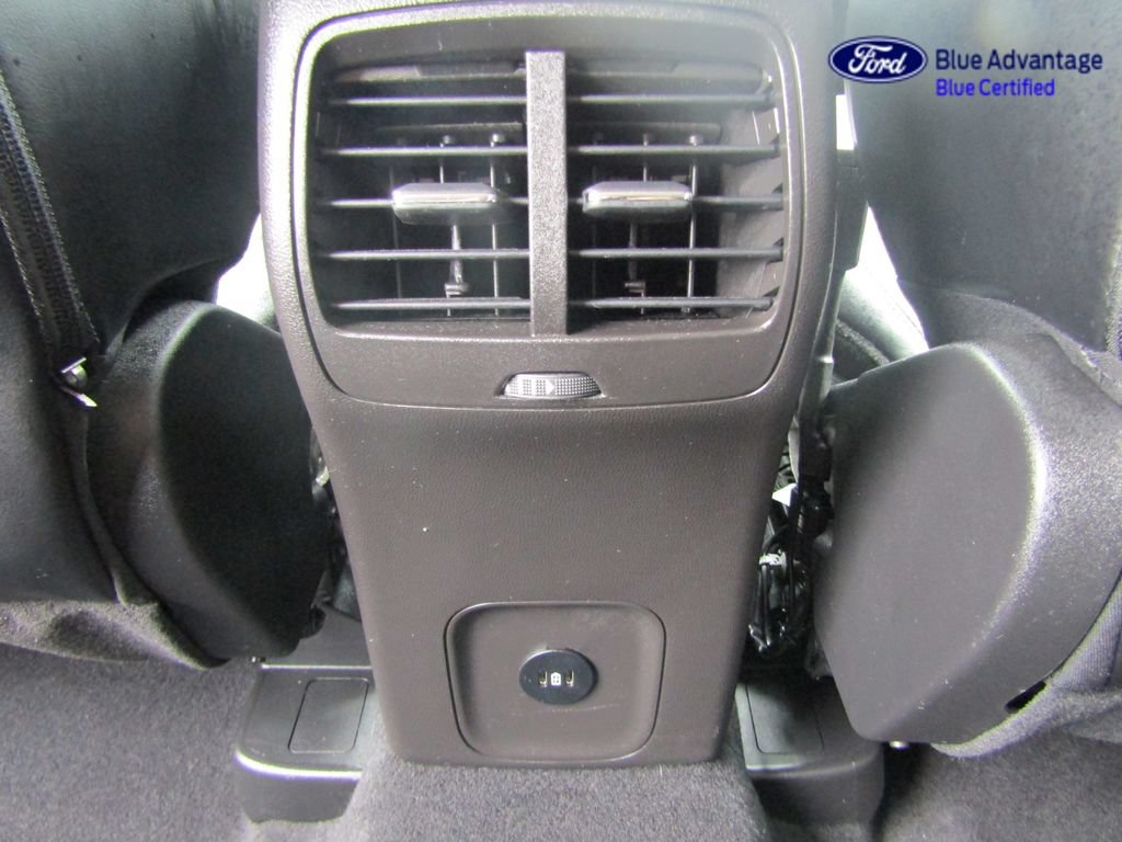Certified 2023 Ford Escape Platinum AWD/4WD image 32