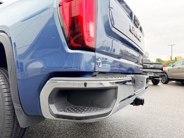 Used 2024 GMC Sierra 1500 SLT image 15