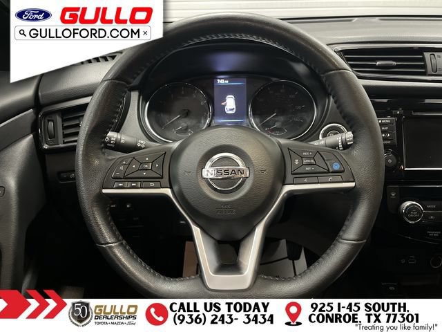 Used 2020 Nissan Rogue SV AWD/4WD image 13