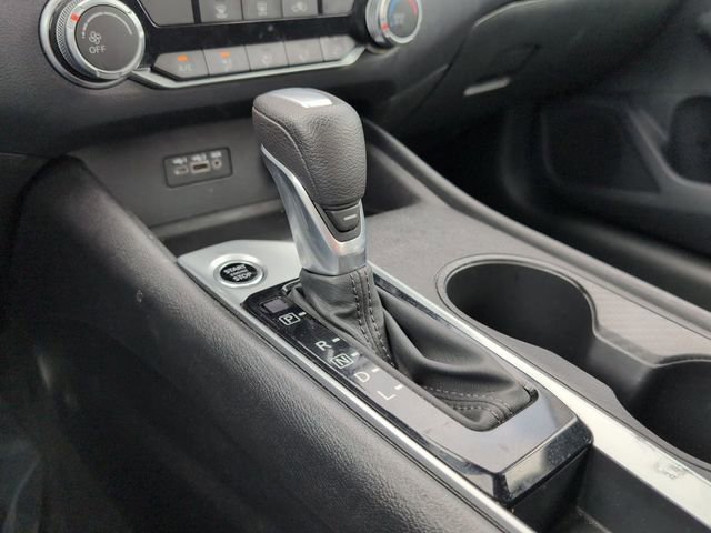 Used 2025 Nissan Altima 2.5 SV FWD image 30