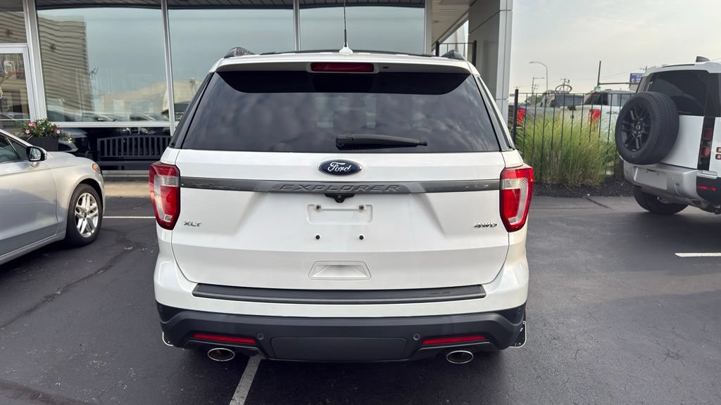 Certified 2018 Ford Explorer XLT w/ Equipment Group 202A AWD/4WD image 6