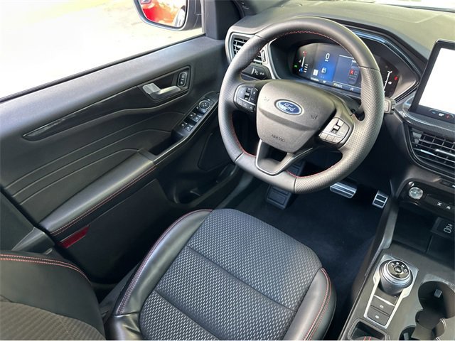 Certified 2024 Ford Escape ST-Line w/ Tech Pack #1 image 15