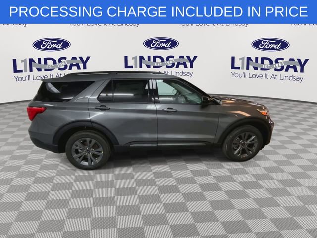 Certified 2023 Ford Explorer XLT w/ Equipment Group 202A AWD/4WD image 9