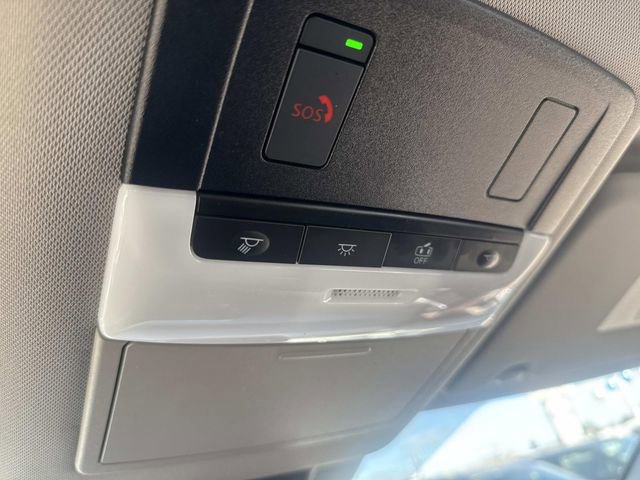 Used 2023 Nissan Rogue SV FWD image 25