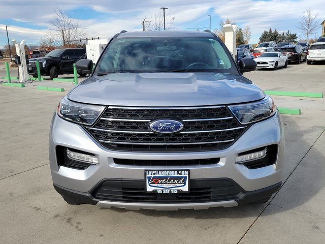 Certified 2022 Ford Explorer XLT w/ Equipment Group 202A image 6