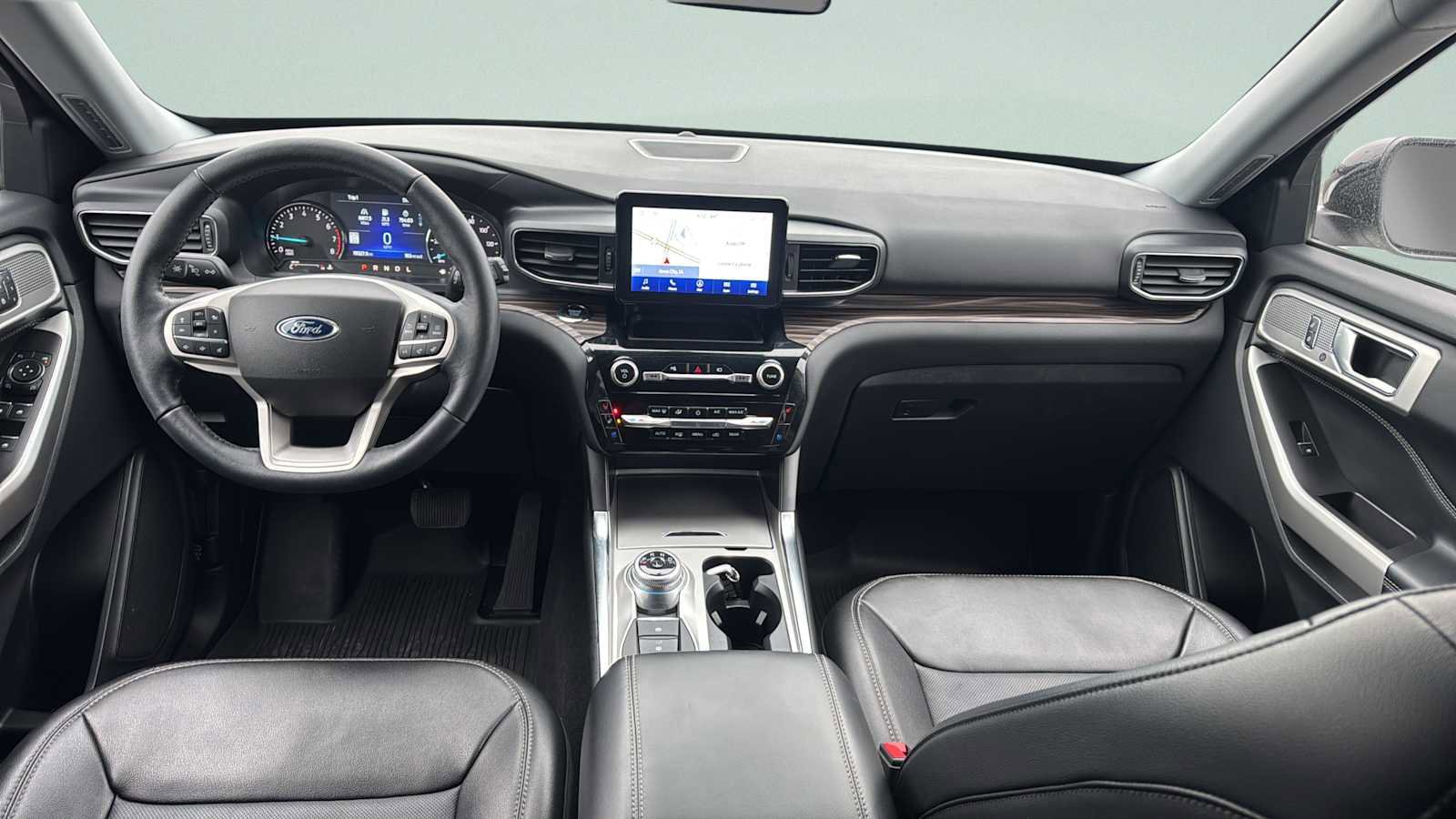 Certified 2022 Ford Explorer Limited w/ Equipment Group 301A image 20