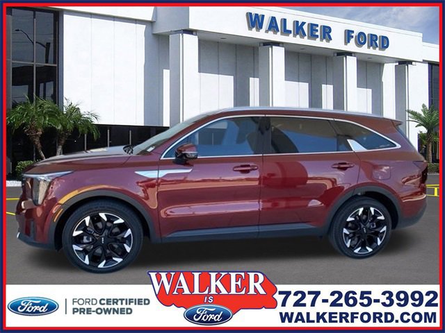 Used 2025 Kia Sorento EX image 4
