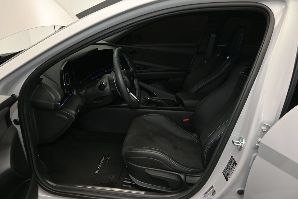 Used 2026 Hyundai Elantra N FWD image 19