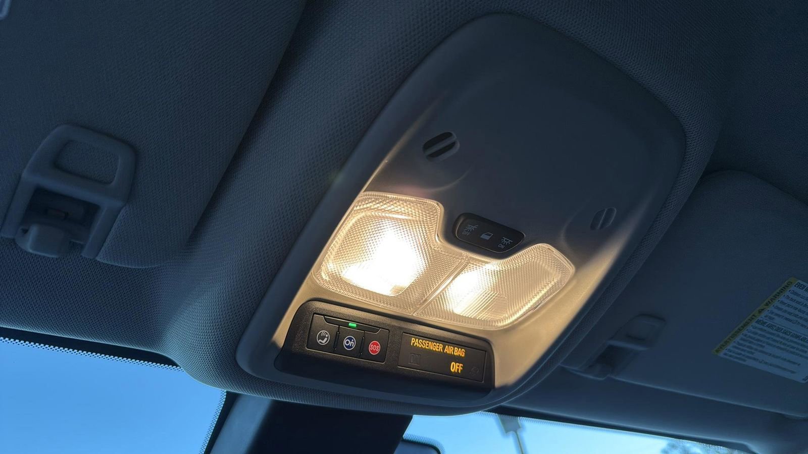 Used 2023 Buick Encore GX Select image 23