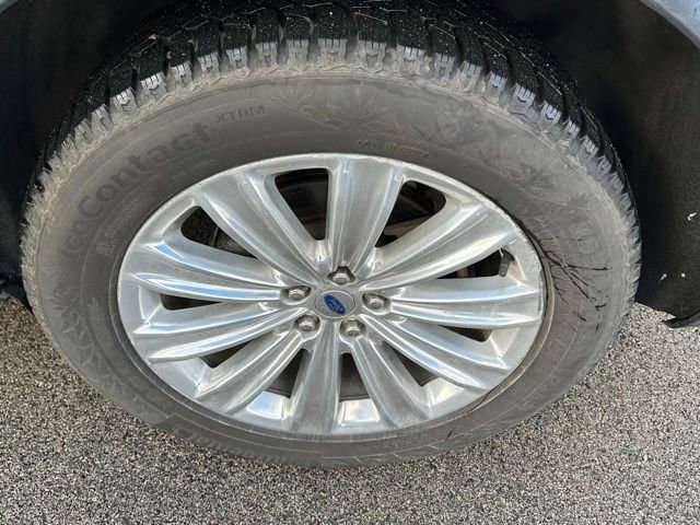 Certified 2023 Ford Explorer Limited AWD/4WD image 7