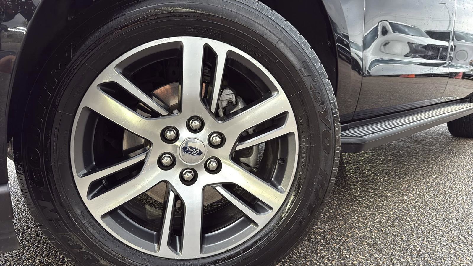 Certified 2024 Ford Expedition Max Limited image 9