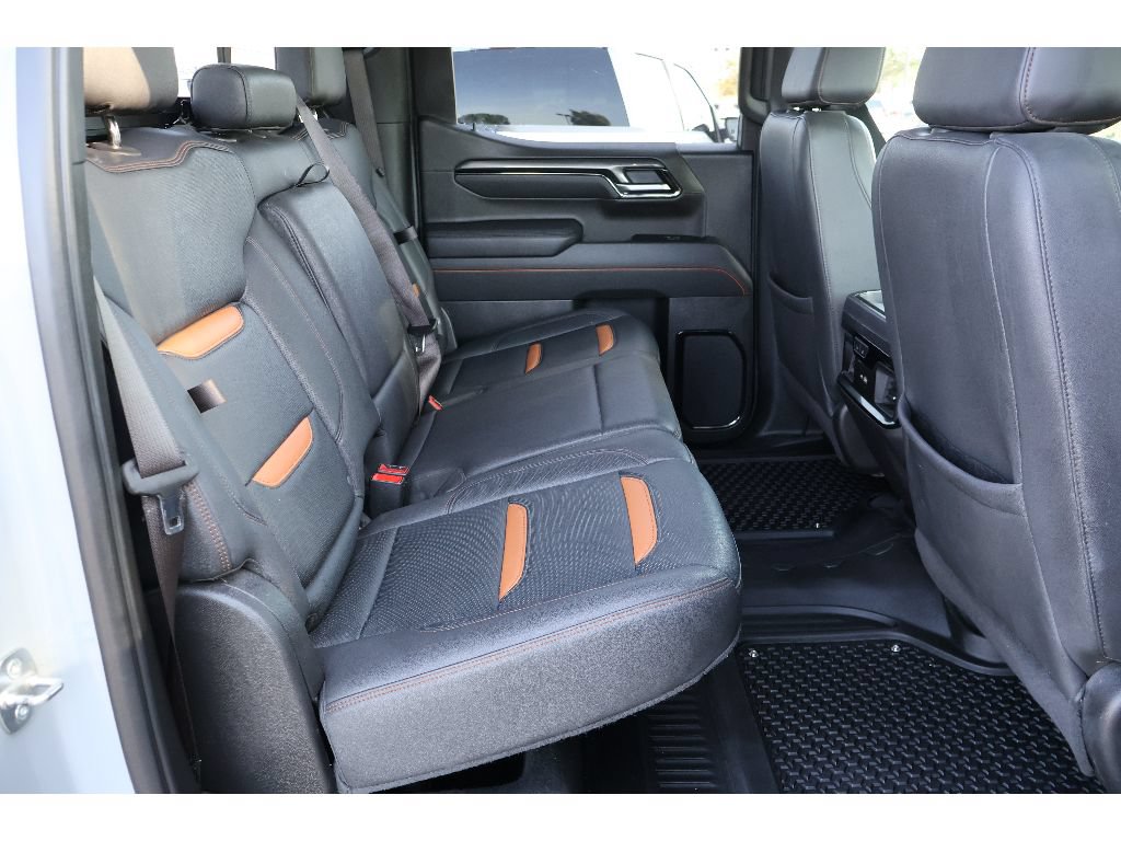 Used 2024 GMC Sierra 1500 AT4 w/ Technology Package AWD/4WD image 22