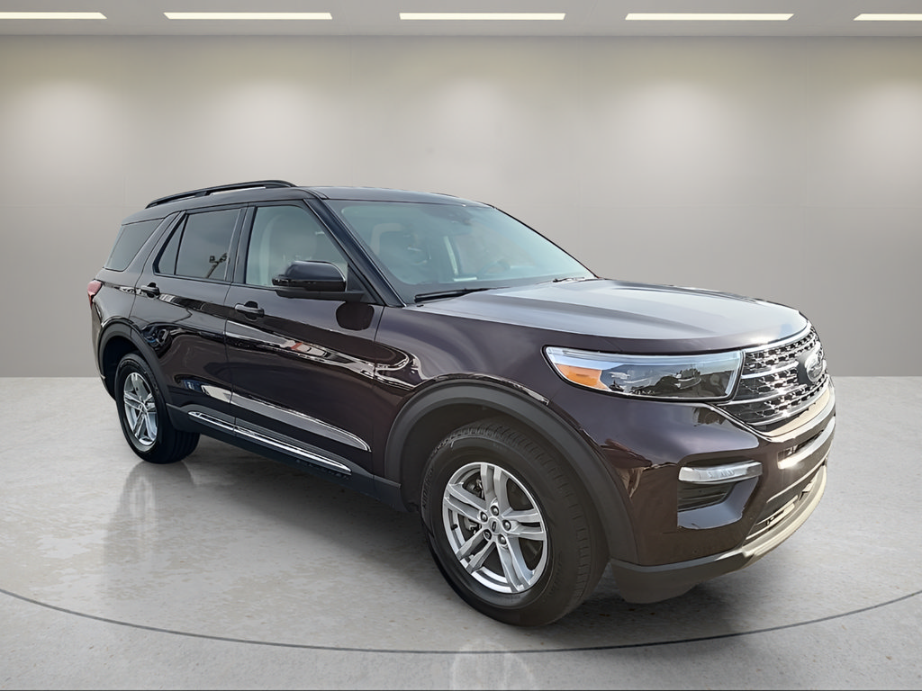Certified 2023 Ford Explorer XLT w/ Equipment Group 202A